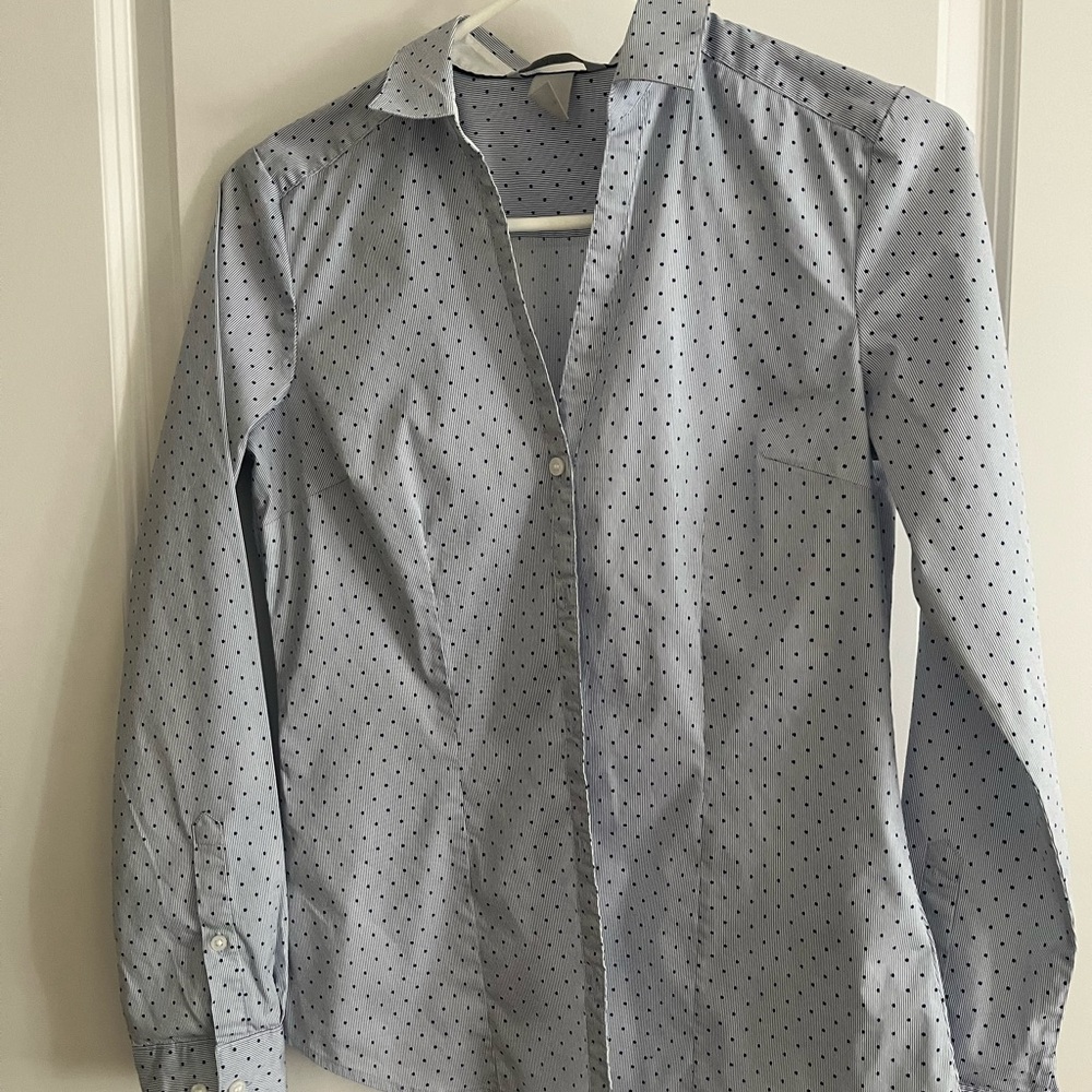H&M Women's Light Blue Polka Dot Button Down Shirt